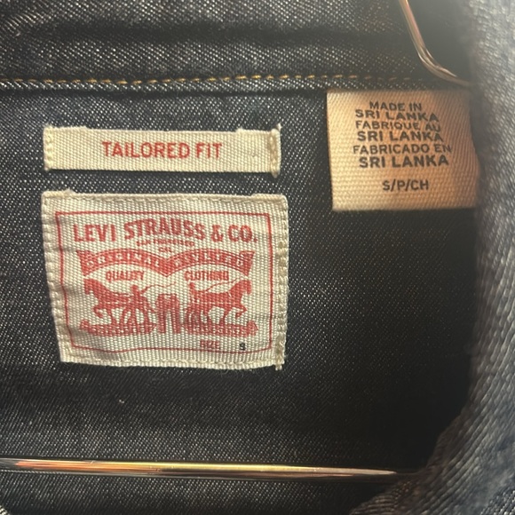 Levis Denim Long sleeve - Picture 2 of 4